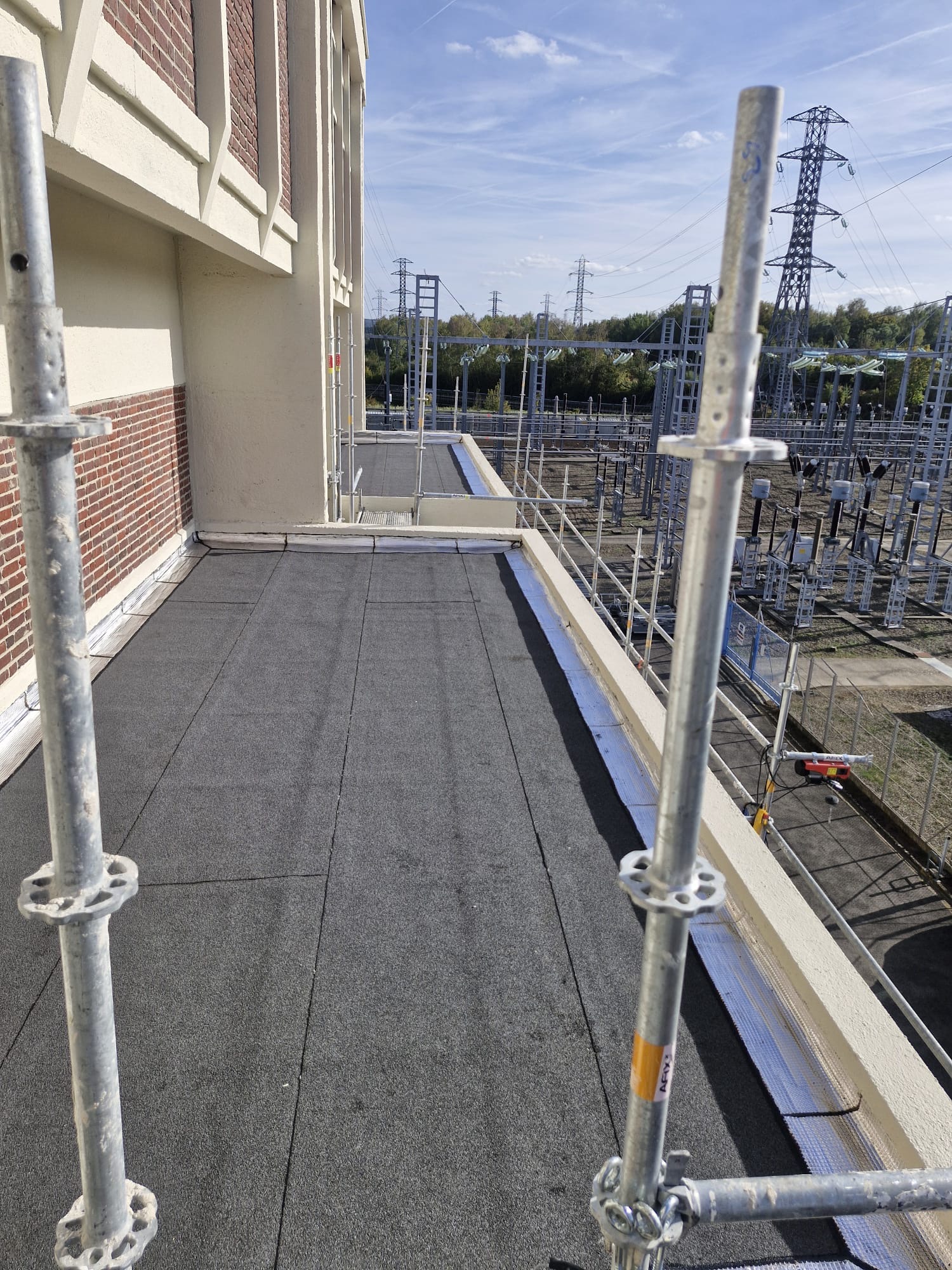 Zone de circulation sur une toiture terrasse